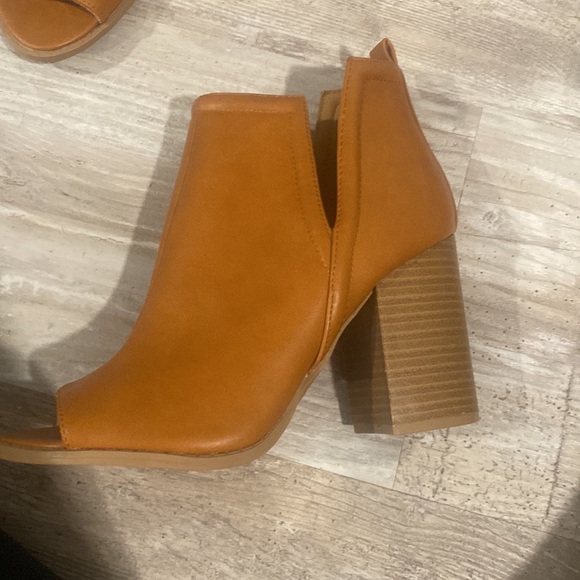 Quips - Picture 2 of 3